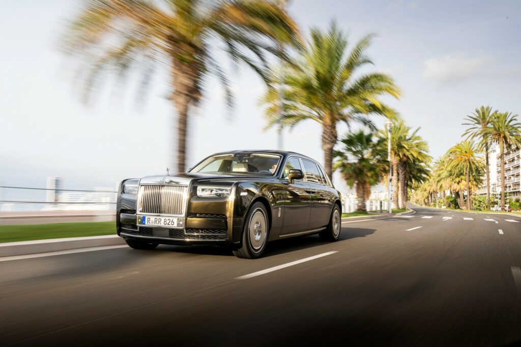 Rolls Royce announces new brand identity